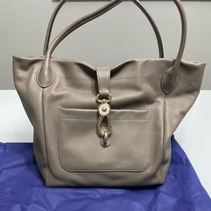 Dooney & Bourke